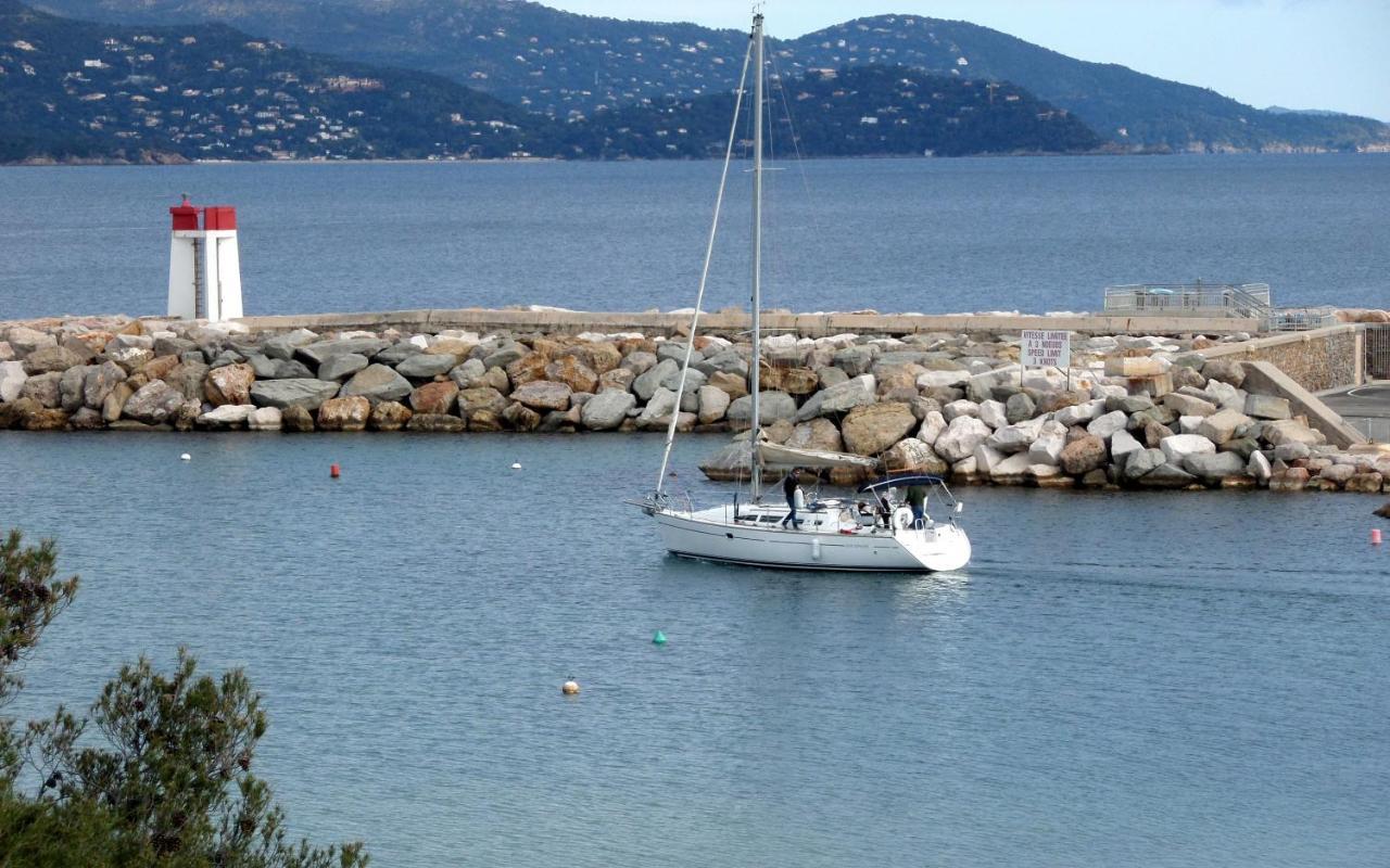 T2 Terrasse, Bormes Les Mimosas La Faviere, 5 Pers, 5 Mn A Pieds Des Plages Et Commerces Exterior foto